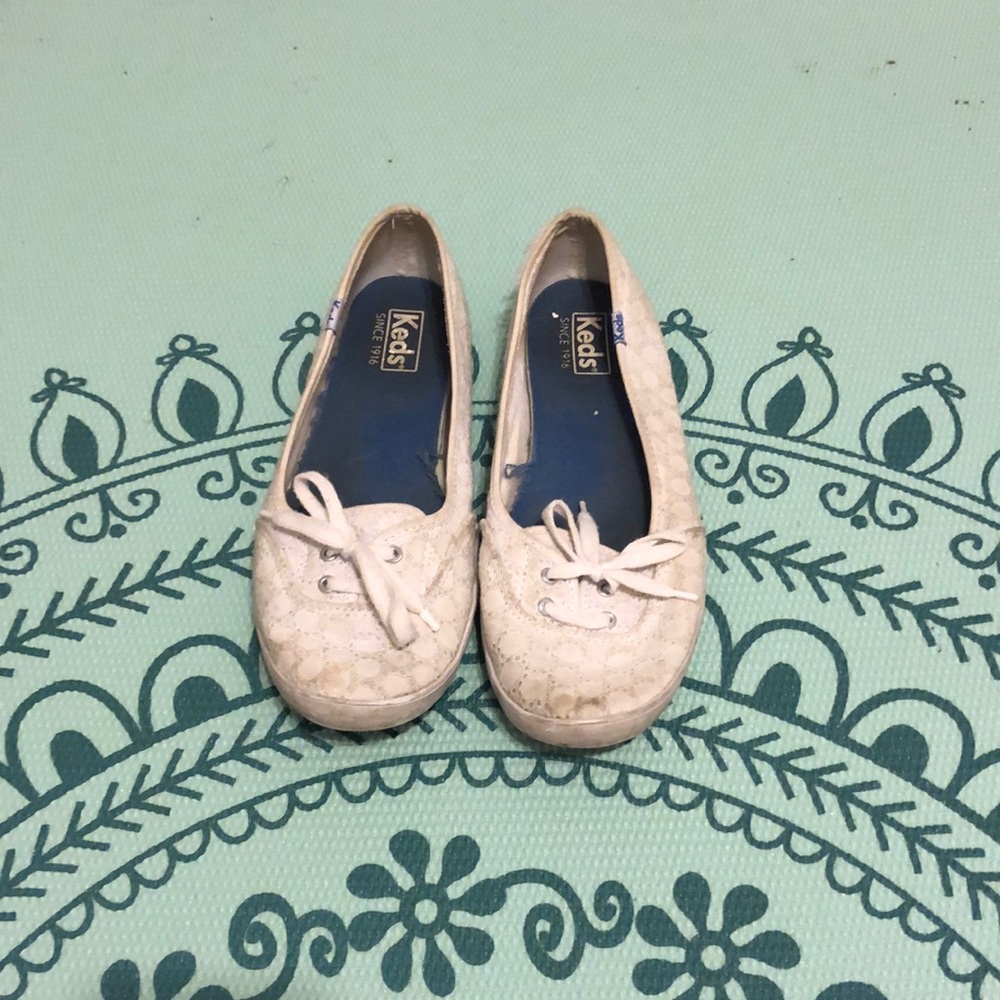 White less flats